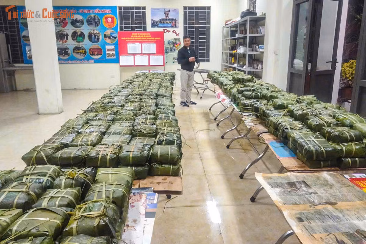 Truyền thống thức canh nồi bánh xuyên đêm không chỉ giữ gìn hương vị nguyên bản của ngày Tết thuần Việt mà còn thể hiện sự gắn kết giữa quá khứ và hiện tại, giữa các thế hệ trong một gia đình và trong cộng đồng.