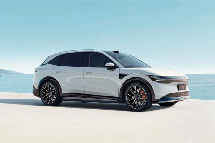 Từ thị trường nội địa Trung Quốc, Zeekr đang tăng tốc mở rộng ra quốc tế và việc mẫu SUV cỡ trung Zeekr 7X 2026 chính thức ra mắt thị trường Australia cho thấy tham vọng cạnh tranh trực diện với Tesla Model Y không còn dừng ở mức tuyên bố.