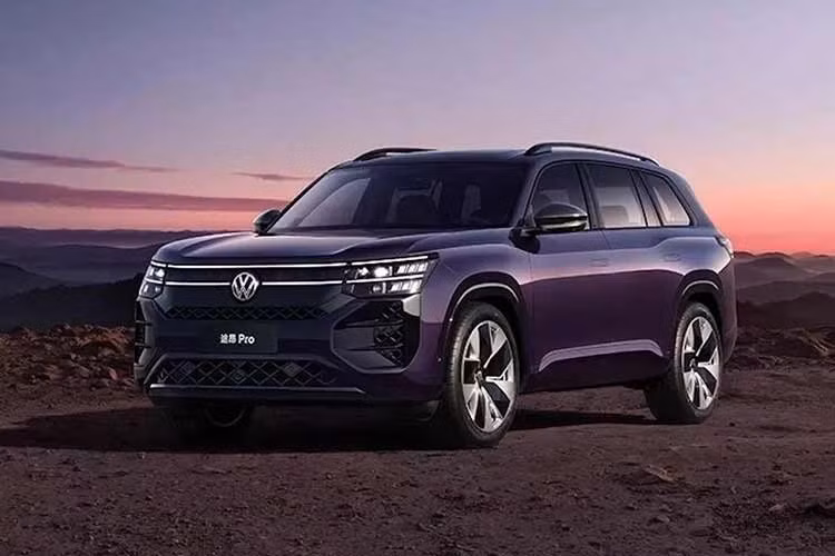 Dự kiến Volkswagen Atlas 2027 thế hệ mới sẽ được ra mắt chính thức tại Triển lãm Ô tô New York 2026 vào tháng 4 tới. Còn Teramont Pro đang bán ra tại Trung Quốc cũng là mẫu xe sắp về Việt Nam trong tháng 3/2026 này.
