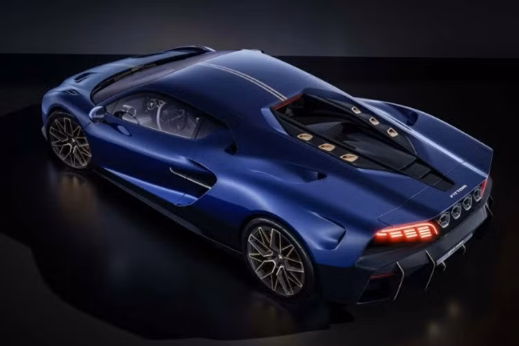 Mẫu hypercar này kết hợp động cơ V12 hybrid 6,8 lít, công suất 1.100 mã lực, tăng tốc 0-100 km/h chỉ trong 2,5 giây. Tuy nhiên, sức mạnh không phải là câu chuyện chính, mà là việc Pininfarina để AI tham gia vào khâu thiết kế.