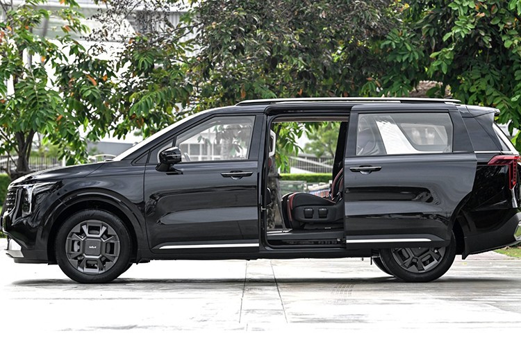 View - Cận cảnh KIA Carnival Hybrid 2026, từ hơn 2 tỷ đồng tại Thái Lan | Báo Tri thức và Cuộc sống - TIN TỨC PHỔ BIẾN KIẾN THỨC 24H