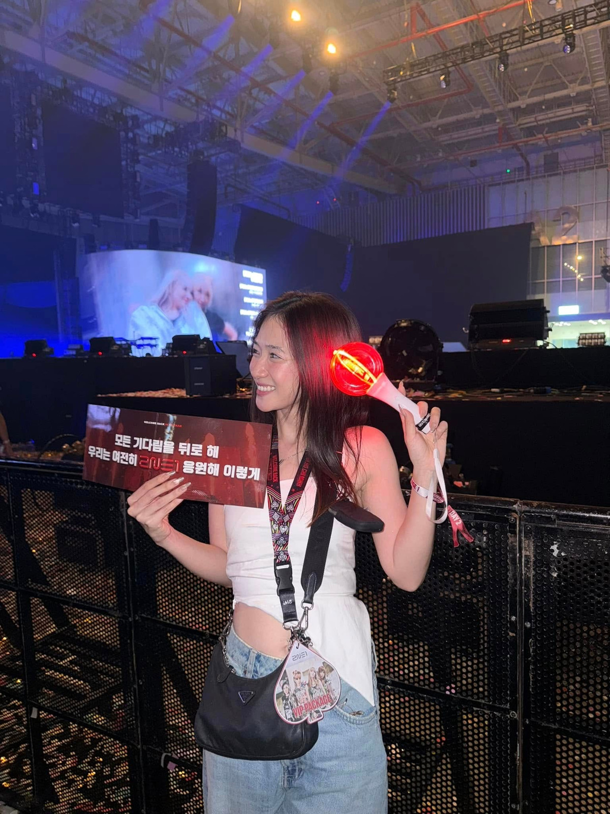 Không hoạt động trong lĩnh vực nghệ thuật, Trâm Anh vẫn là cái tên nhận được nhiều sự quan tâm. Trên Instagram, cô có gần 600.000 người theo dõi.