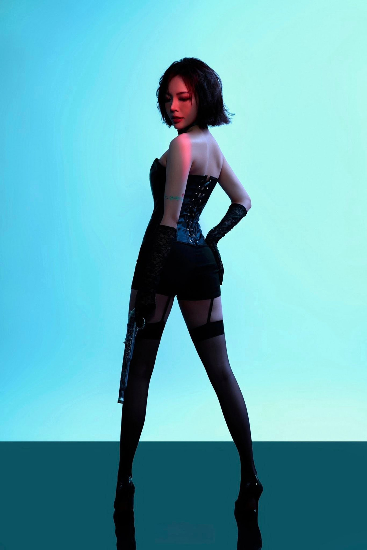 Phí Thanh Thảo sinh năm 2004 (Thạch Thất, Hà Nội). Nữ xạ thủ lần đầu được tham dự SEA Games 31 trên sân nhà, khi mới tròn 18 tuổi.