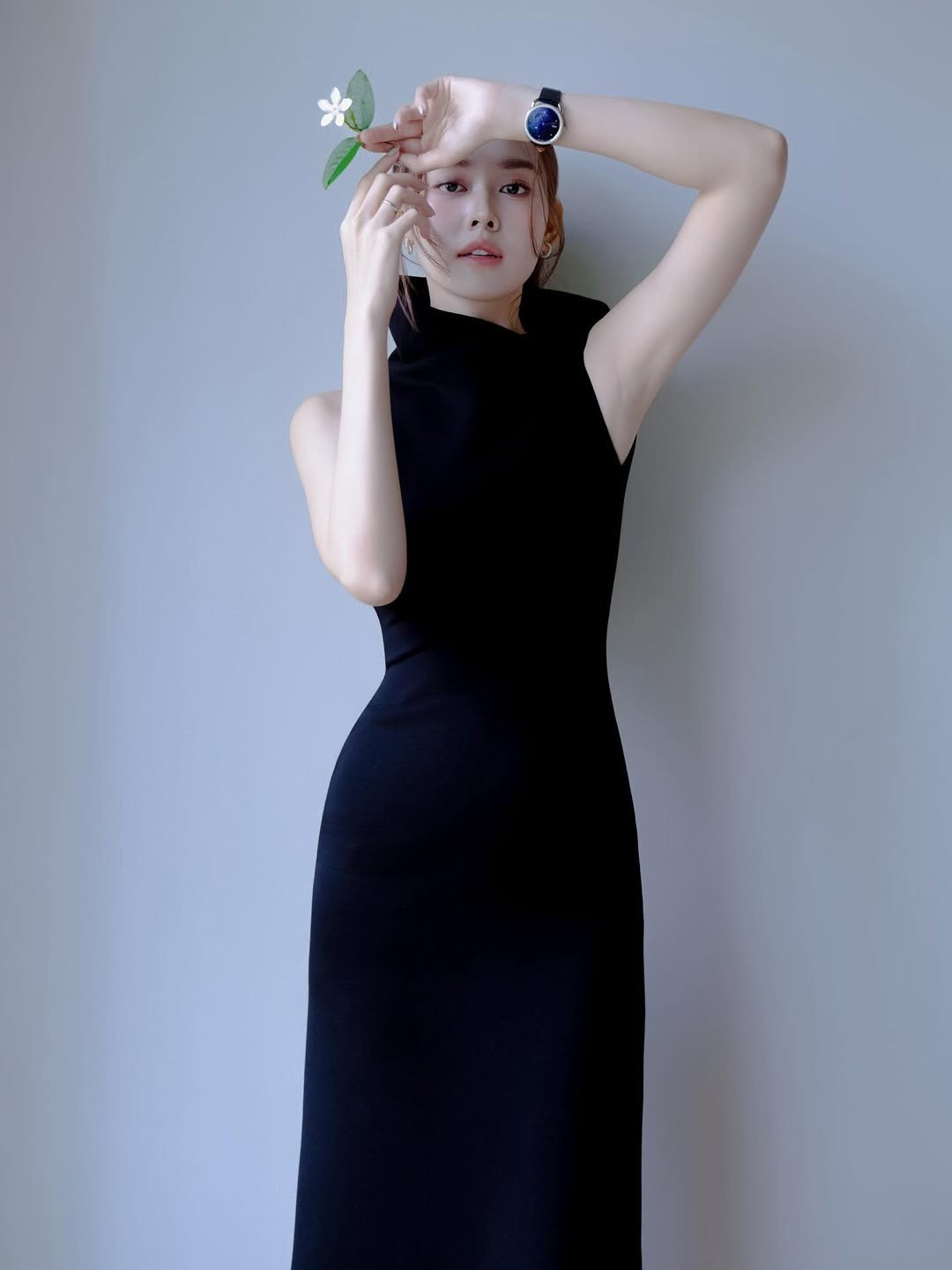 Nhiều khán giả nhận xét rằng, dù đã lập gia đình và làm mẹ, Tường San vẫn giữ được nét trẻ trung, rạng rỡ, thậm chí ngày càng mặn mà theo thời gian.