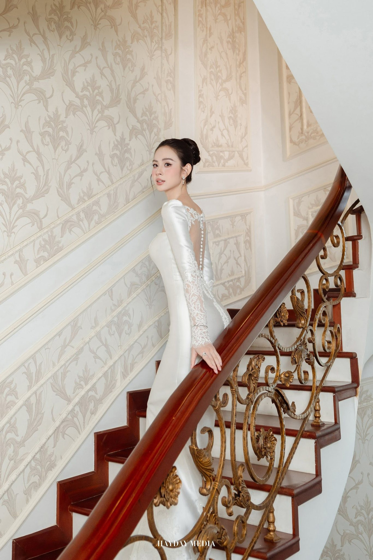 Sau chương trình, Hương Liên hoạt động mạnh mẽ trên mạng xã hội. Các video đời thường, clip chia sẻ khoảnh khắc sinh hoạt, làm đẹp nhẹ nhàng của cô thường xuyên thu hút lượng tương tác lớn.