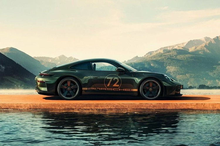 Chiếc đồng hồ đạt chứng nhận COSC này mang logo Porsche Design cổ điển cùng với chất liệu Super-LumiNova trên kim và vạch chỉ giờ, mô phỏng vẻ ngoài của "radium hoặc tritium bị lão hóa để tạo hiệu ứng giống như lớp oxi hoá đồng".