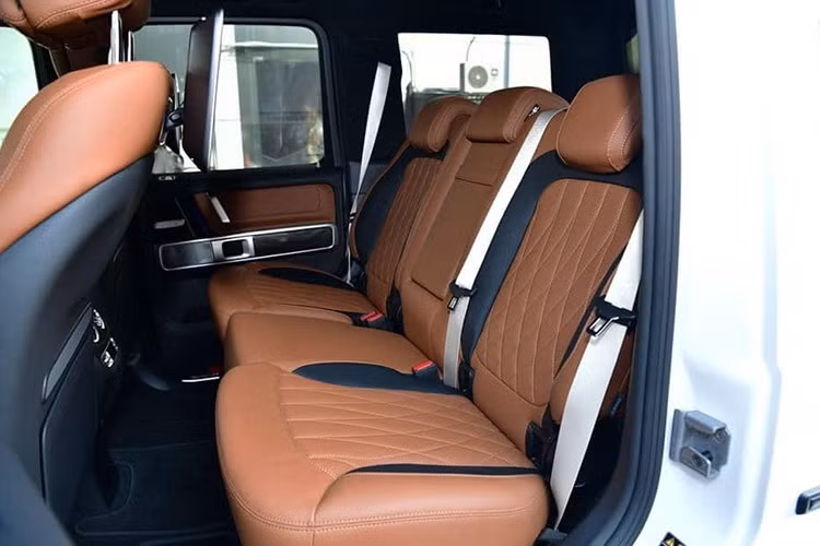 Không riêng Mercedes-Benz, nhiều thương hiệu xe sang khác tại Việt Nam cũng triển khai ưu đãi lớn để kích cầu trong bối cảnh tiêu thụ chậm.