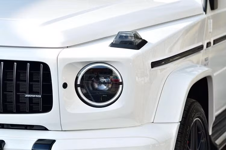 Hiện nay, nhiều đại lý vẫn tồn xe Mercedes-AMG G63 sản xuất năm 2022 và 2023 (VIN 2023) buộc phải tung ưu đãi mạnh để đẩy hàng tồn.