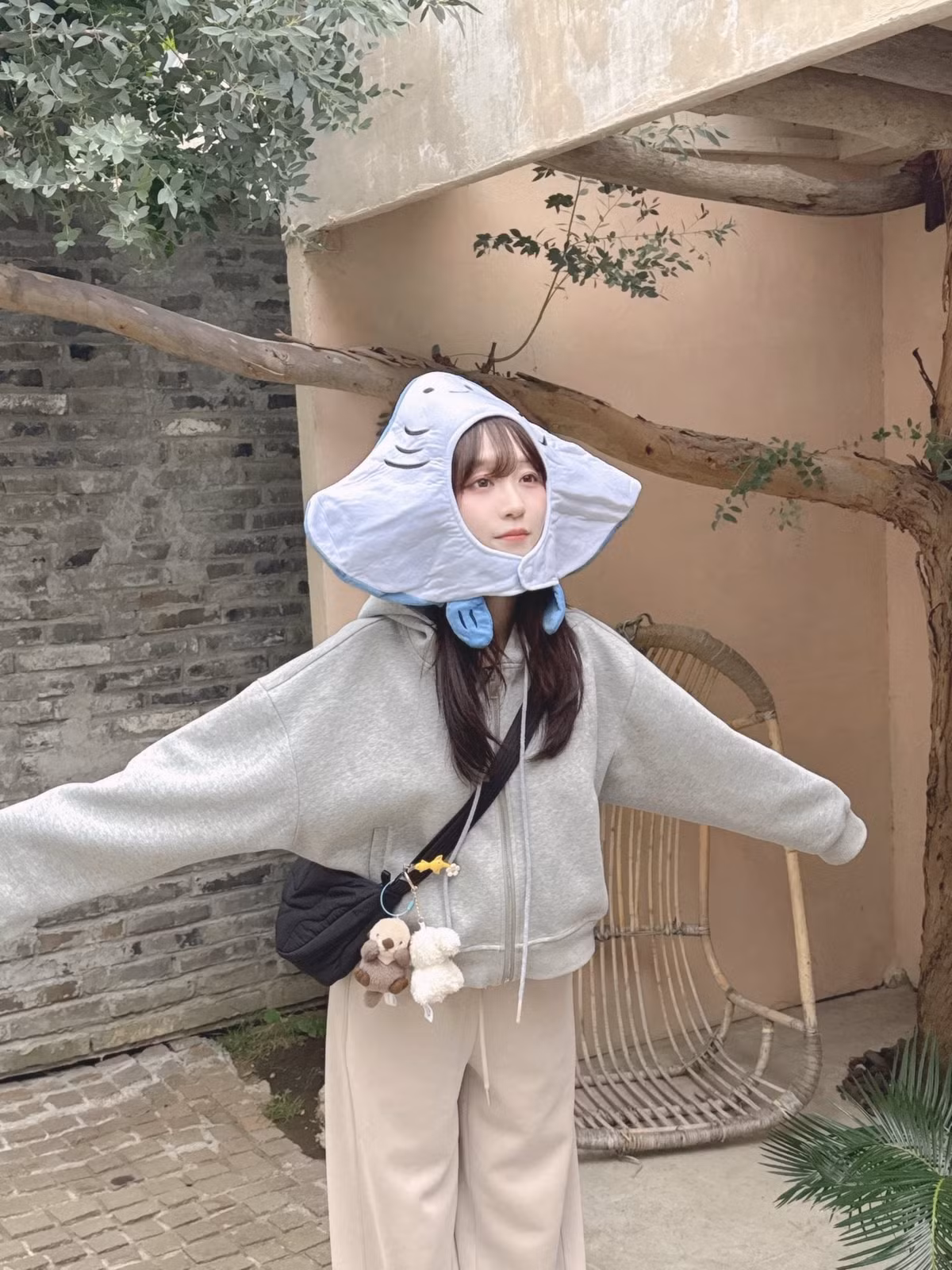 Iori Moe năm nay 30 tuổi, là một trong những coser hàng đầu Nhật Bản, nổi tiếng với vẻ đẹp lai giữa ngọt ngào và gợi cảm.