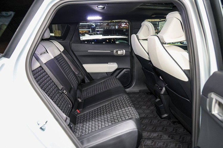 View - Kia EV4 "chào hàng" Đông Nam Á - sedan điện chạy 630 km/sạc | Báo Tri thức và Cuộc sống - TIN TỨC PHỔ BIẾN KIẾN THỨC 24H