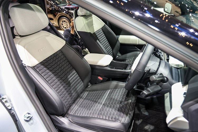 View - Kia EV4 "chào hàng" Đông Nam Á - sedan điện chạy 630 km/sạc | Báo Tri thức và Cuộc sống - TIN TỨC PHỔ BIẾN KIẾN THỨC 24H