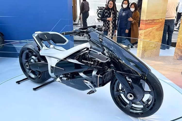 Dù bạn có thích tầm nhìn này hay không, thông điệp mà Honda muốn truyền tải lại vẫn rất tích cực: thập kỷ tới có lẽ sẽ còn nhiều sự đa dạng, thậm chí nhiều hơn cả trước đây.