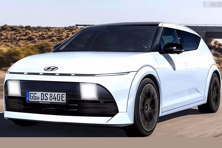 Hyundai Ioniq 3 được phát triển trên nền tảng E-GMP rút gọn, sử dụng hệ thống điện 400V để tối ưu chi phí. Xe dự kiến ra mắt với hệ dẫn động cầu trước, dùng một mô-tơ điện công suất 201 mã lực (150 kW). Phiên bản AWD hiệu suất cao có thể sẽ xuất hiện trong tương lai.