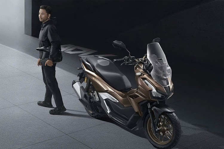 Honda ADV160 RoadSync 2026 mới được trình làng tại Indonesia từ tháng 9/2025 và sau khi nhận được phản hồi tích cực từ thị trường, nhà sản xuất Nhật Bản dường như đang có kế hoạch mở rộng thị trường cho mẫu xe này.