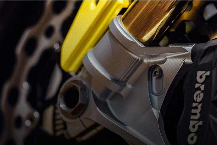 Theo Verge Motorcycles, kiến trúc tấm pin trên xe môtô Verge TS Pro 2026 chạy điện còn cho phép tích hợp các bề mặt làm mát bên trong và bên ngoài, góp phần duy trì hiệu suất và tuổi thọ pin trong điều kiện vận hành cao.