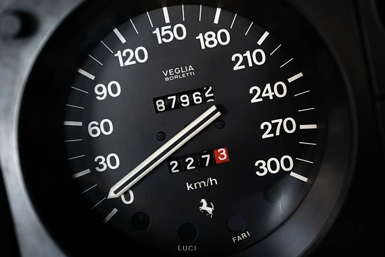 Ferrari 365 GT4 được người Ý giới thiệu vào năm 1972 như một chiếc siêu xe có 4 chỗ ngồi, nhằm thay thế cho 365 GTC/4 và mang đến cho những chiếc xe sản xuất tại Ý một diện mạo mới, khác biệt đáng kể so với mẫu fastback trước đó - điều này đạt được nhờ sự giúp đỡ của Pininfarina.