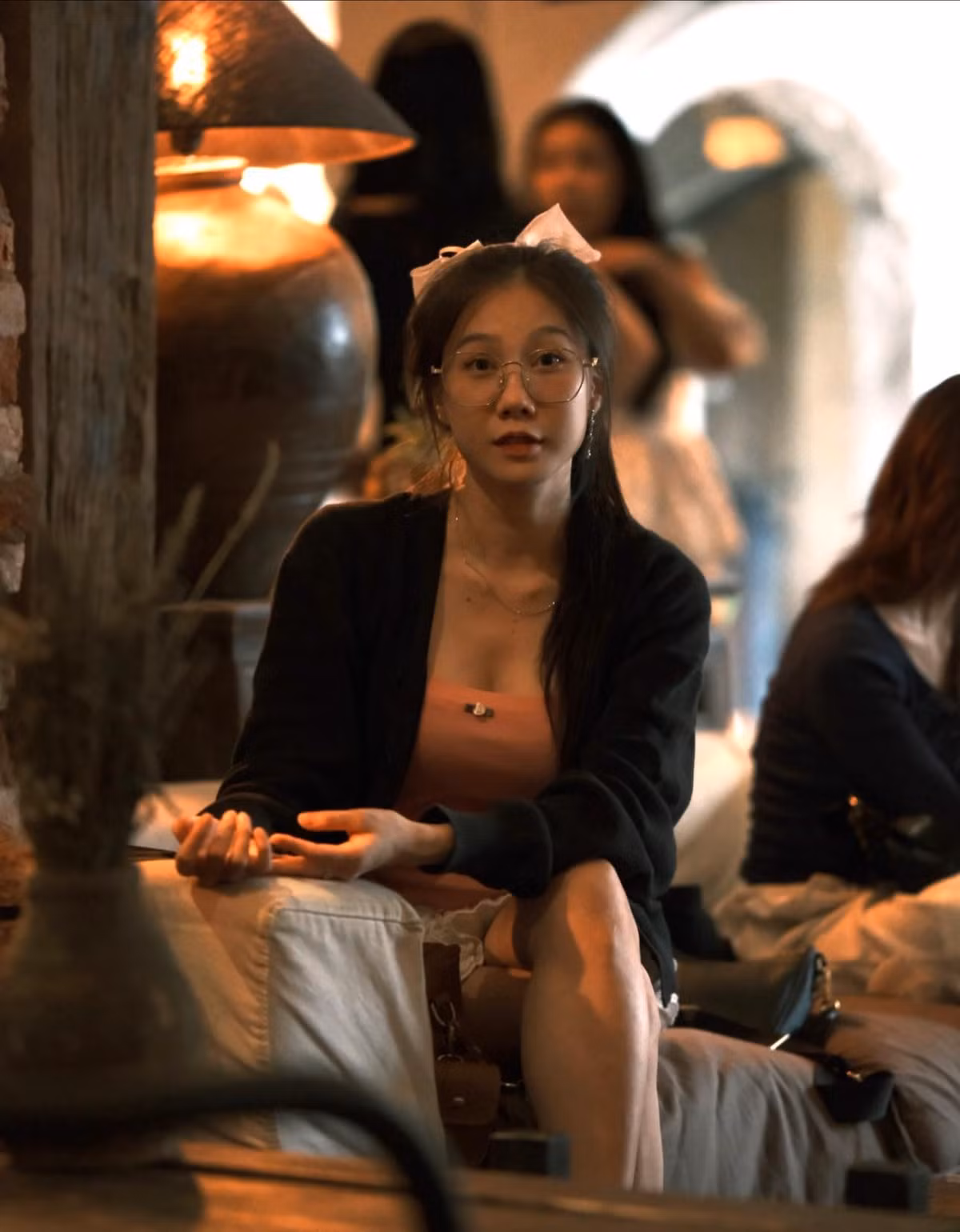 Lời chia sẻ chân thật và có phần đáng yêu này của Alicia Meow đã khiến fan thích thú, đồng thời cũng thể hiện một góc nhìn rất đời thường và tích cực của cô nàng về cuộc sống và tình yêu.