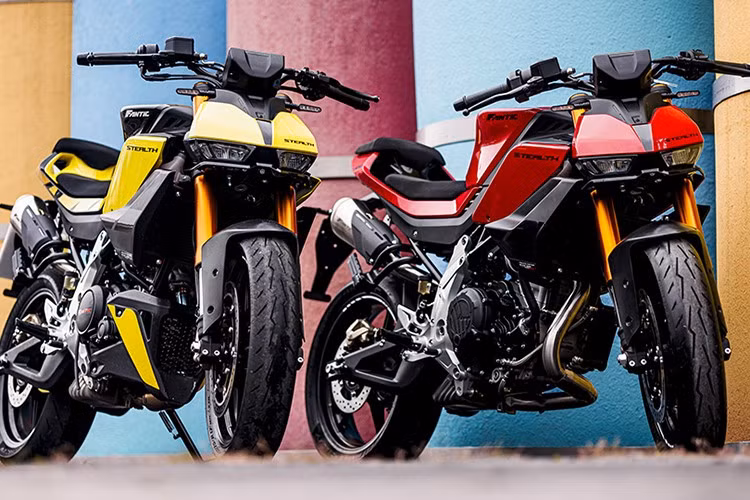 Fantic, thương hiệu nổi tiếng trong lĩnh vực xe địa hình và xe scrambler 2 bánh, vừa chính thức ra mắt mẫu xe côn tay Fantic Stealth 125 2025 mới.