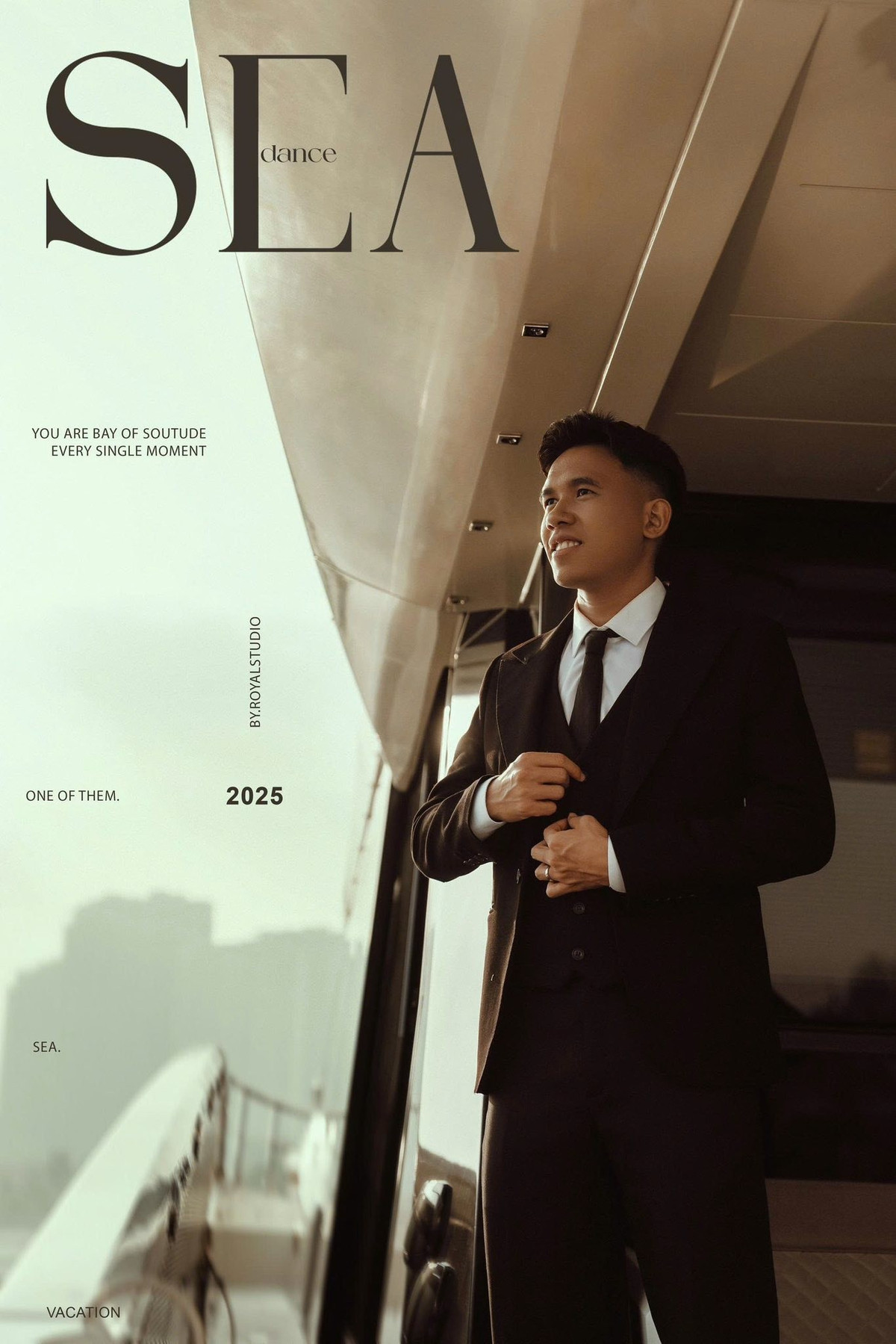 View - Tiền vệ tuyển Việt Nam và cô chủ tiệm vàng khoe ảnh cưới trên du thuyền | Báo Tri thức và Cuộc sống - TIN TỨC PHỔ BIẾN KIẾN THỨC 24H