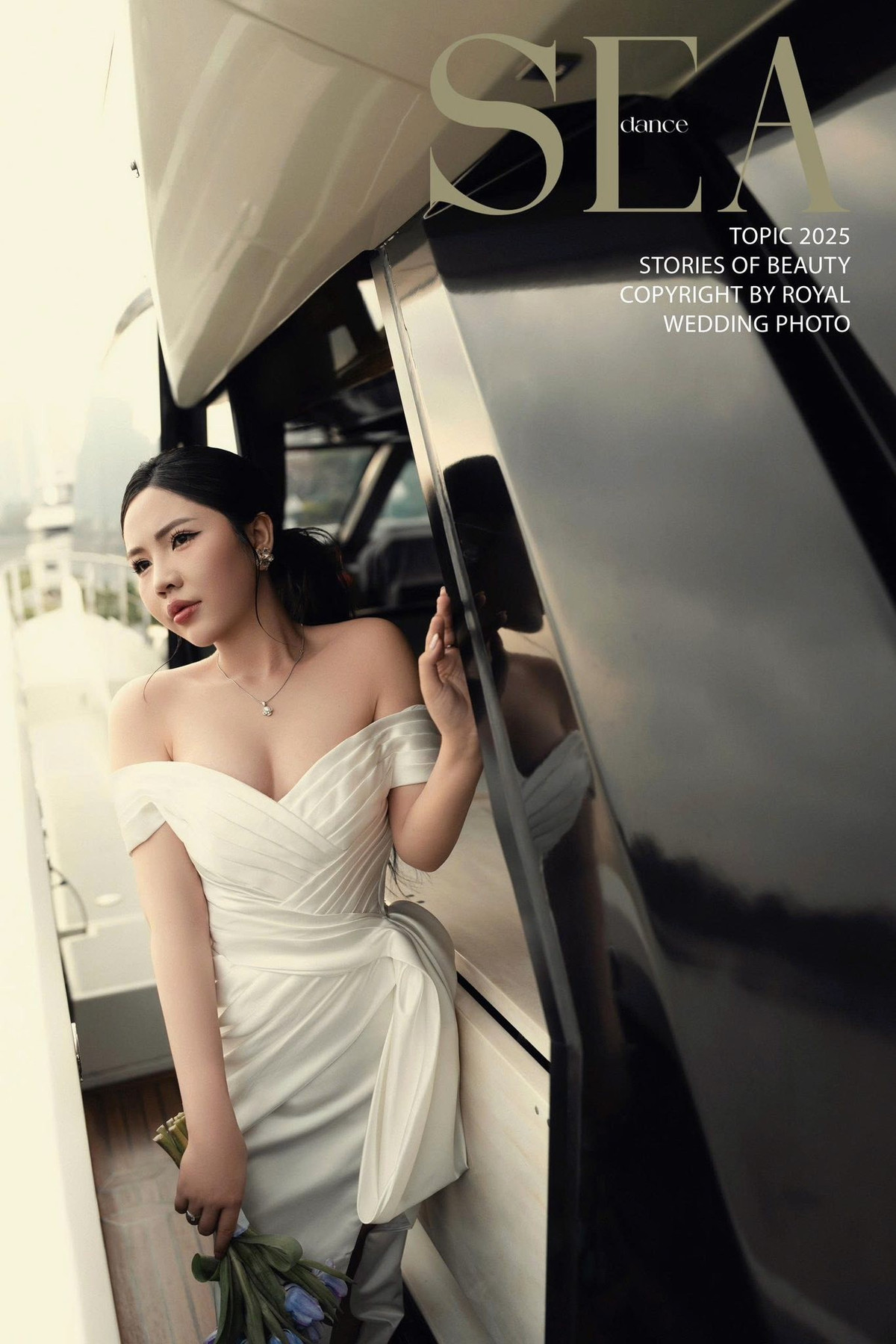 View - Tiền vệ tuyển Việt Nam và cô chủ tiệm vàng khoe ảnh cưới trên du thuyền | Báo Tri thức và Cuộc sống - TIN TỨC PHỔ BIẾN KIẾN THỨC 24H