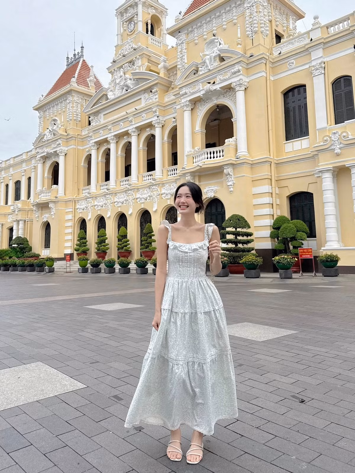 Nhung Gumiho được biết đến là người mẫu ảnh, mẫu quảng cáo cho rất nhiều nhãn hàng lớn