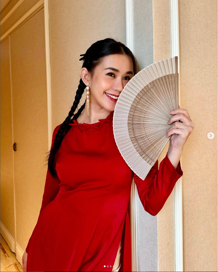 ở tuổi 35, Ngọc Thảo vẫn duy trì phong cách thời trang trẻ trung, hiện đại và hình ảnh tràn đầy năng lượng.