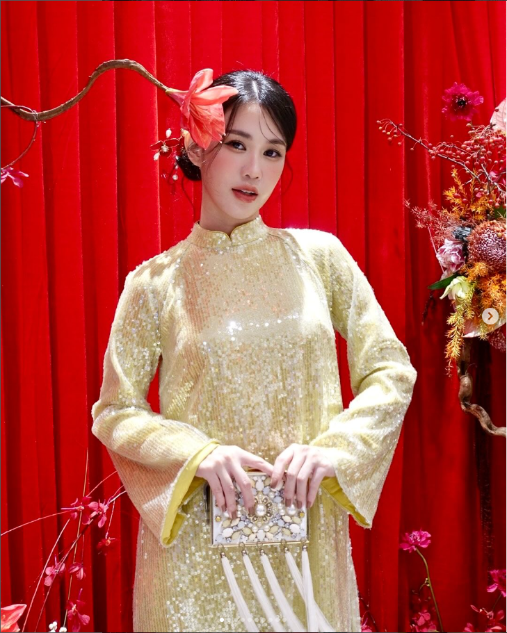 Trong vai trò diễn viên, Ngọc Thảo để lại dấu ấn qua các sitcom như Tiệm bánh hoàng tử bé và phim điện ảnh Mùa oải hương năm ấy, cho thấy sự đa dạng trong hoạt động nghệ thuật.