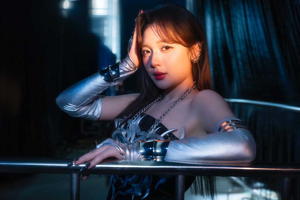 Không chỉ ghi dấu ấn ở lĩnh vực truyền hình, Phương Thảo còn là cái tên quen thuộc trong cộng đồng esports, đặc biệt là Liên Quân Mobile. Cô được người hâm mộ ưu ái gọi với biệt danh “nữ thần Liên Quân” nhờ ngoại hình xinh đẹp, phong thái chuyên nghiệp và khả năng khuấy động không khí tại các giải đấu lớn.