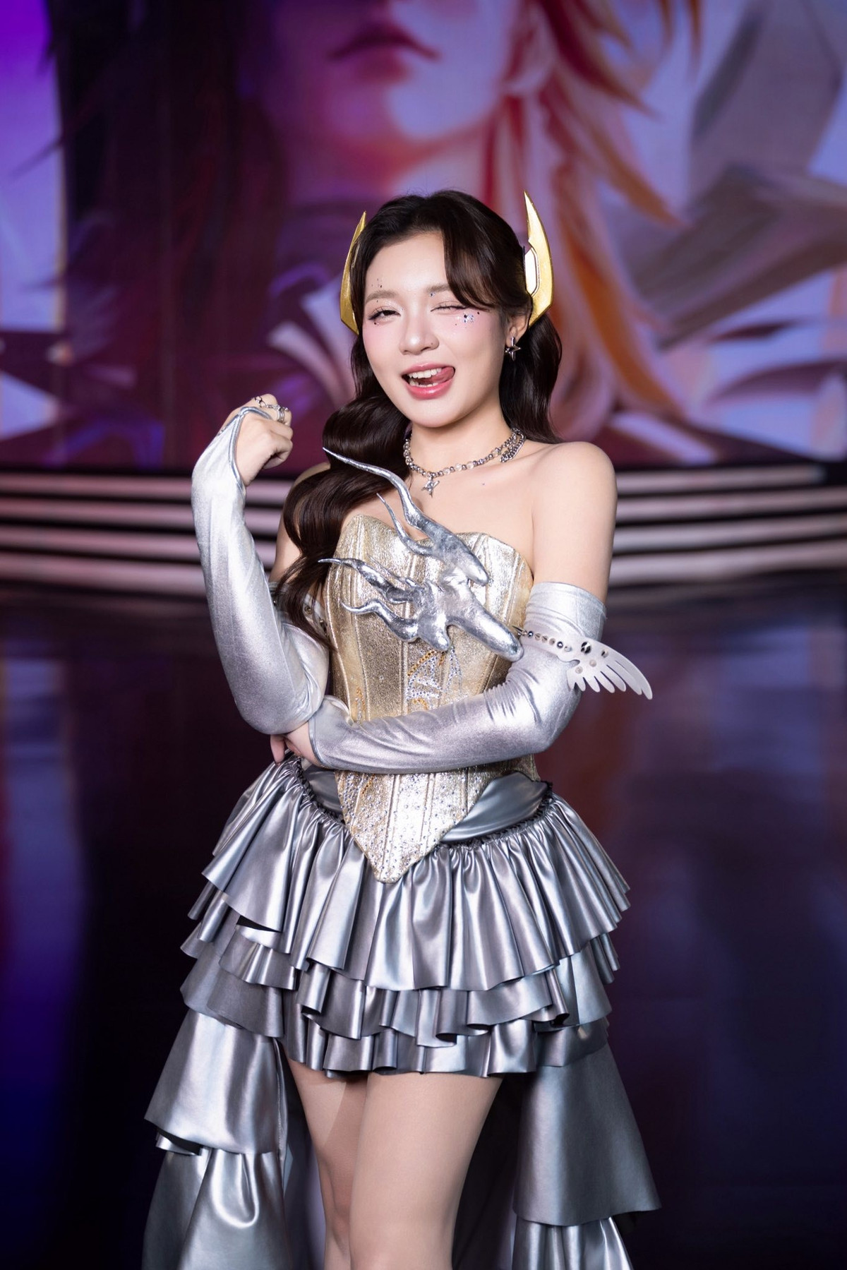 Với lối dẫn duyên dáng, trẻ trung và gần gũi, Phương Thảo được đánh giá là gương mặt MC thế hệ mới phù hợp với xu hướng truyền hình hiện đại, hướng đến khán giả trẻ.