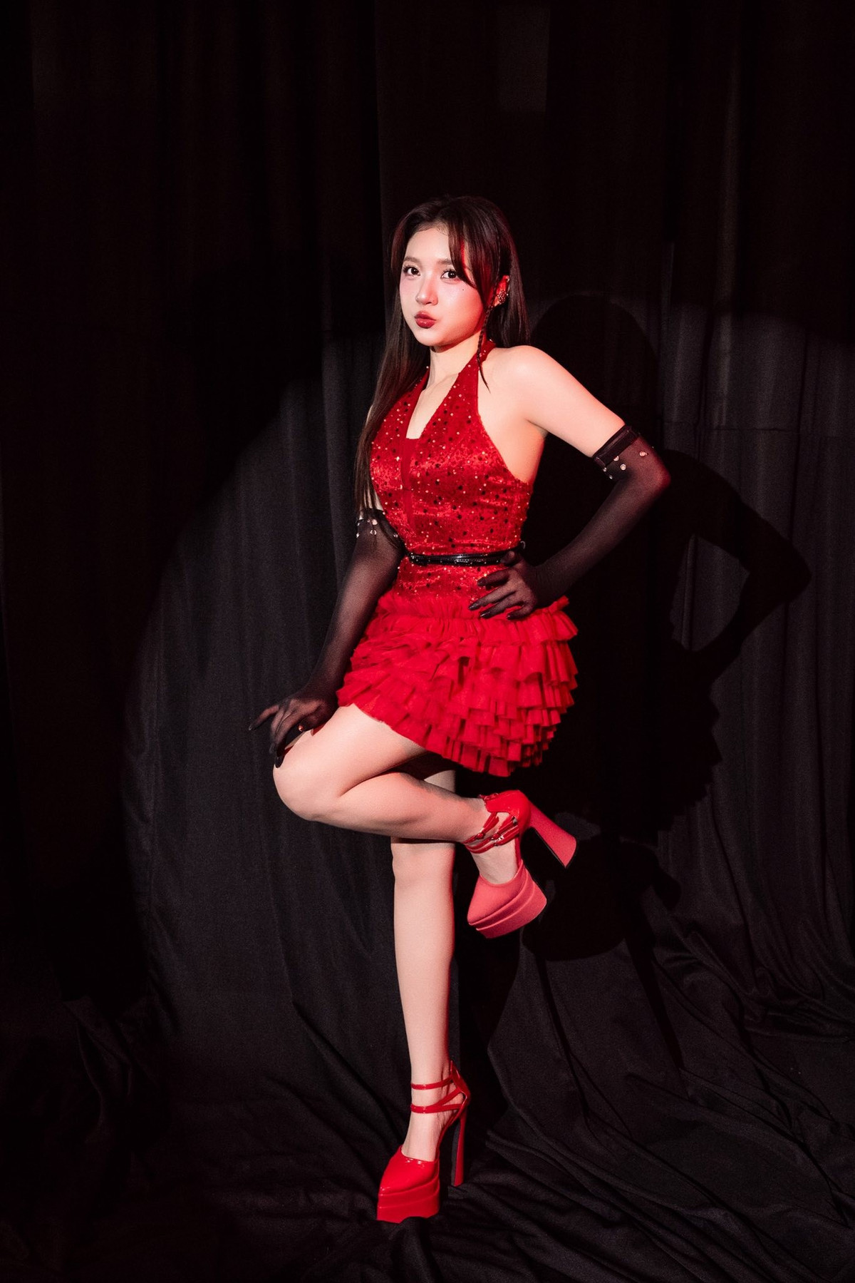 Phương Thảo, tên đầy đủ là Vũ Phương Thảo, được biết đến là một trong những MC trẻ tuổi nhất từng làm việc tại VTV.