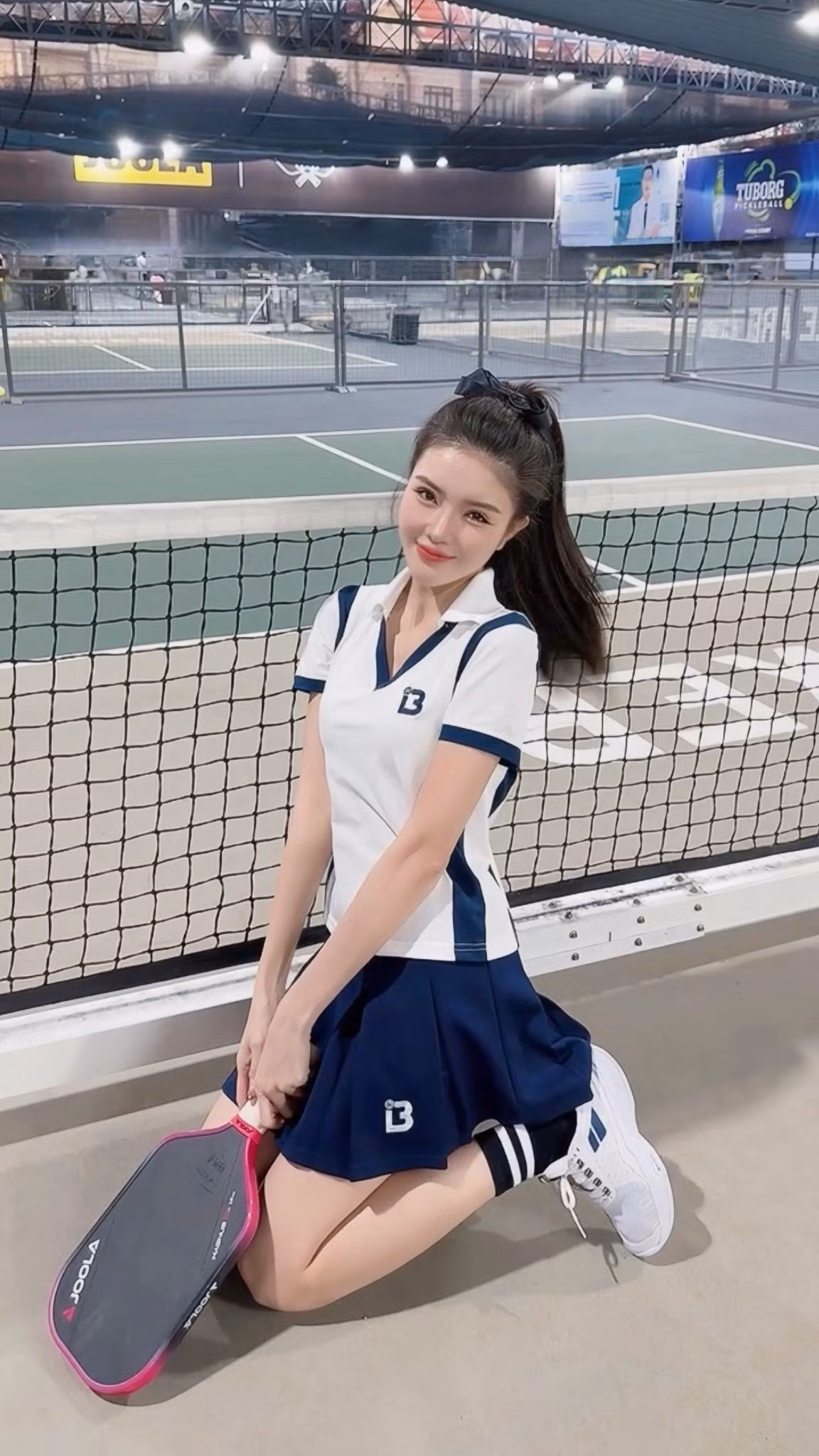 Lilly Luta (tên thật Nguyễn Thị Lượm) được mệnh danh là "búp bê sống" của showbiz Việt nhờ gương mặt xinh xắn như búp bê và vẻ ngoài ngọt ngào.