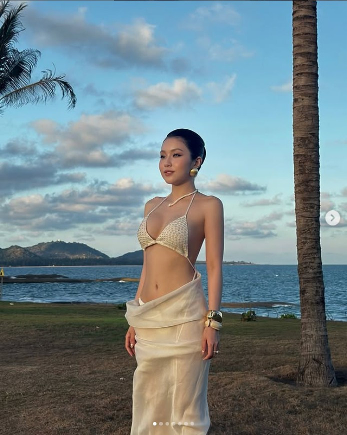 Quỳnh Thi nổi tiếng nhờ sản xuất những video lạ mắt, biến hóa đa dạng phong cách trên nền nhạc thịnh hành.