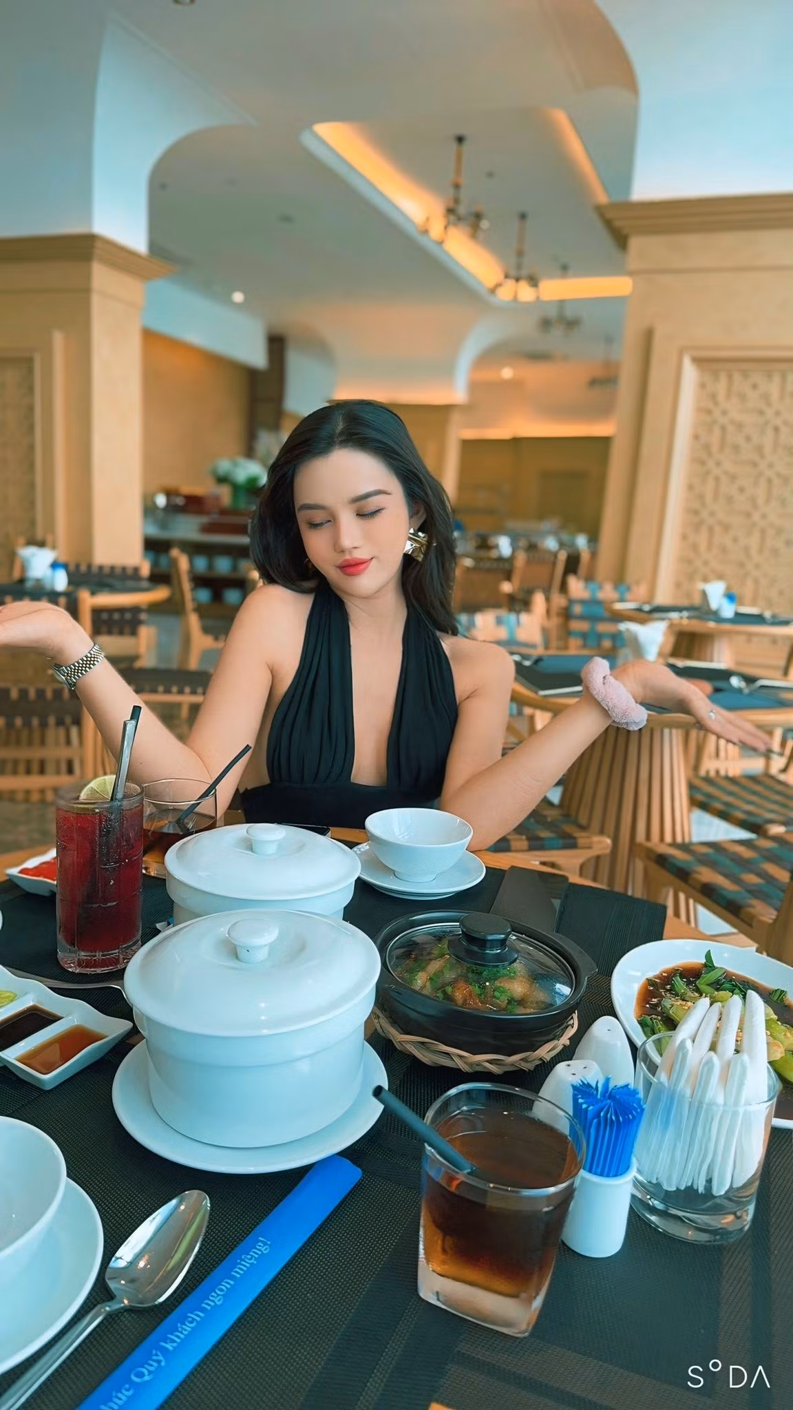 Nữ TikToker công khai phản hồi các bình luận tiêu cực với thái độ đanh thép, đồng thời làm lơ trước việc bị cho rằng bản thân "nổi tiếng bằng thị phi".