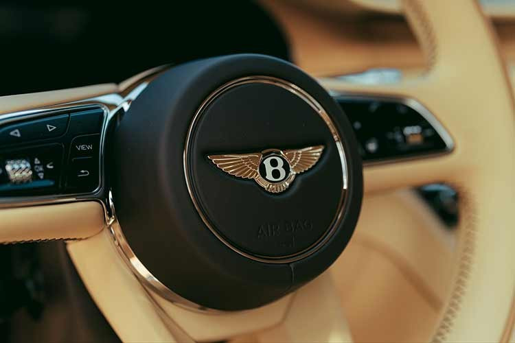 View - Ngắm Bentley GTC siêu sang độc nhất vô nhị mới nhất của Mulliner | Báo Tri thức và Cuộc sống - TIN TỨC PHỔ BIẾN KIẾN THỨC 24H