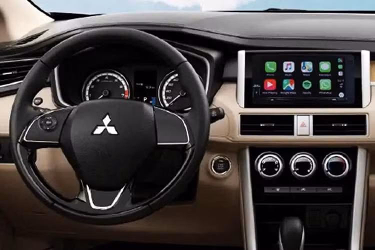 Bên cạnh sự tinh tế vốn có, nội thất Xpander MT 2026 tập trung vào tính thực tế, mang đến không gian dễ chịu và thoải mái hơn cho cả người lái và hành khách. Ở vị trí người lái, cụm đồng hồ được nâng cấp lên màn hình 7-inch, hiển thị thông số vận hành rõ ràng và dễ quan sát trong nhiều điều kiện ánh sáng.