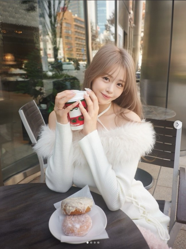 Dù còn không ít ý kiến hoài nghi, không thể phủ nhận rằng quyết định của RINOA đang phản ánh một xu hướng ngày càng rõ nét, dám rẽ lối, dám chấp nhận tranh cãi để được sống đúng với bản thân.