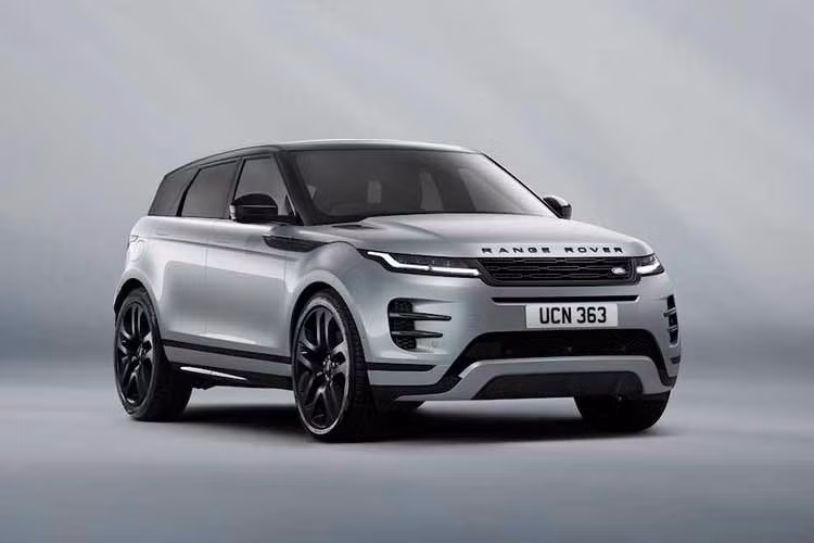 Jaguar Land Rover Việt Nam vừa ra mắt mẫu SUV Range Rover Evoque 2026 mới, xe có tổng cộng 3 biến thể. Trong đó có 2 biến thể được bán dưới dạng cá nhân hoá chưa bao gồm cấu hình tuỳ chọn. Đặc biệt Range Rover đã lần đầu tiên bổ sung thêm phiên bản plug-in hybrid có khả năng chạy điện thuần.