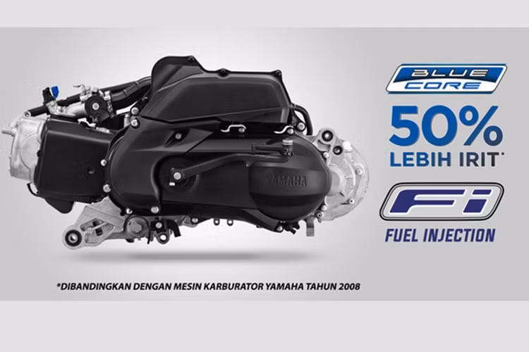 Xe được trang bị ghi-đông kiểu mô tô adventure, yên phẳng và hệ thống giảm xóc sau có bình dầu phụ, giúp cải thiện khả năng vận hành trên các cung đường gồ ghề.