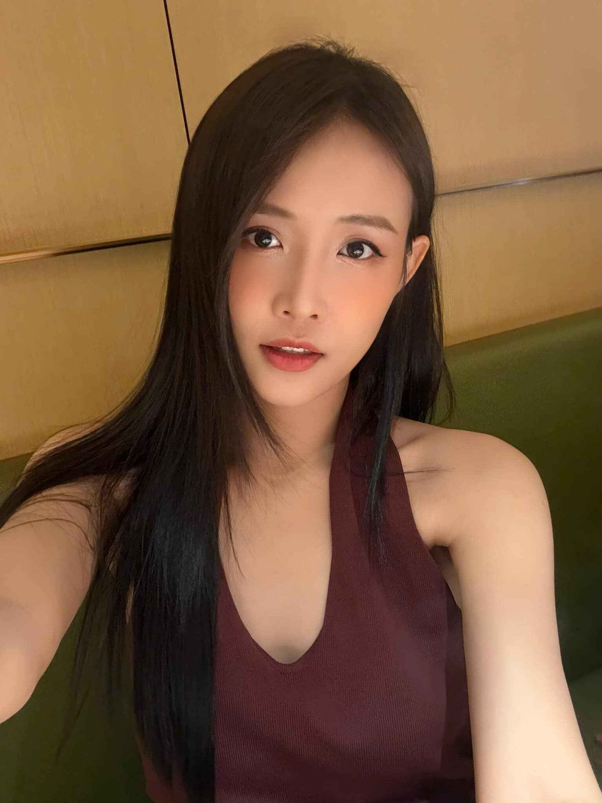 Mỹ Nhân từng tham gia các cuộc thi người mẫu, một trong số đó là The Face.