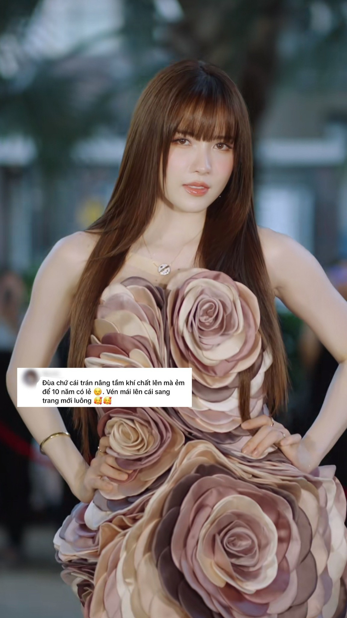 Bước ngoặt đến khi Thiều Bảo Trâm theo đuổi con đường solo, đặc biệt sau The Remix 2017, nơi cô cho thấy sự nghiêm túc với âm nhạc và hình ảnh.