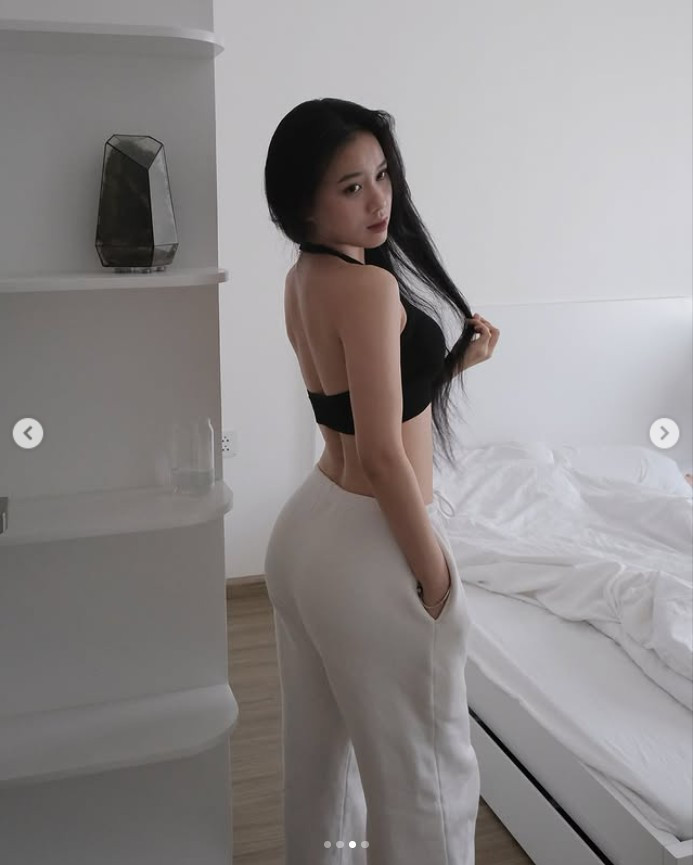 Nếu theo dõi Hoa Mỹ, cô nàng chăm chỉ tập gym độ body