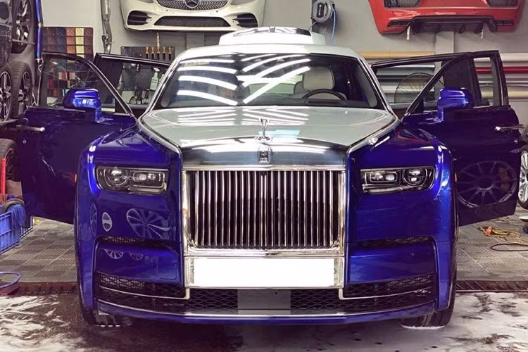 Giá trị của bộ mâm trên chiếc Rolls-Royce Phantom VIII "hàng thửa" này được ước tính từ 19.000 đến 25.000 USD (tương đương 500 – 650 triệu đồng), tùy theo cấp độ hoàn thiện.