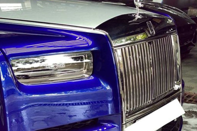 Loại sơn này thường mất nhiều tuần để hoàn thiện và có giá khởi điểm từ 15.000 USD (khoảng 392 triệu đồng), đặc biệt khi được pha trộn với vật liệu hiếm như bột ngọc trai hay bụi kim loại.