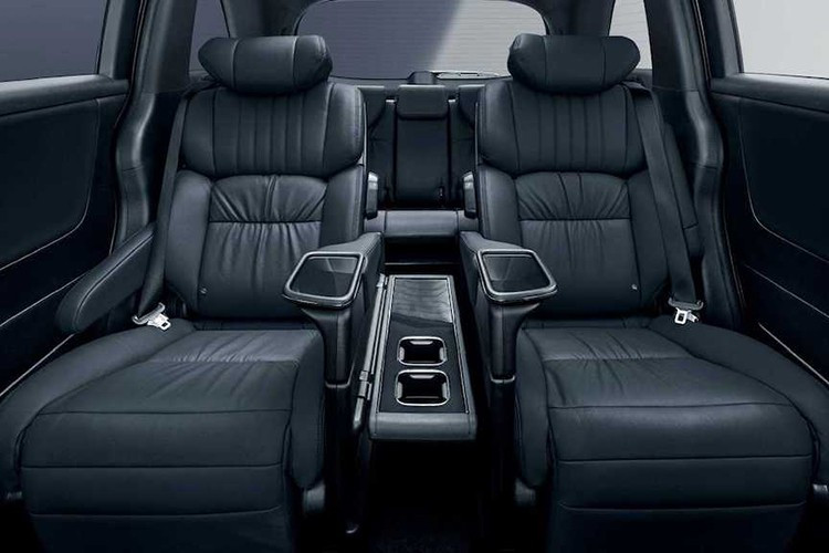 Theo báo cáo từ Creative Trend, nhu cầu với Odyssey hiện rất thấp. Một số đại lý tại Nhật cho biết chỉ nhận được duy nhất một đơn đặt hàng kể từ khi bản 2026 được giới thiệu. Nhiều ý kiến từ hệ thống phân phối cũng cho rằng một bản nâng cấp toàn diện là điều bắt buộc nếu muốn tiếp tục tồn tại.