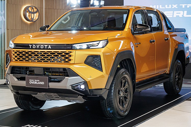 View - Toyota Hilux 2026 "nhá hàng" tại Việt Nam, ra mắt vào tháng 1/2026 | Báo Tri thức và Cuộc sống - TIN TỨC PHỔ BIẾN KIẾN THỨC 24H