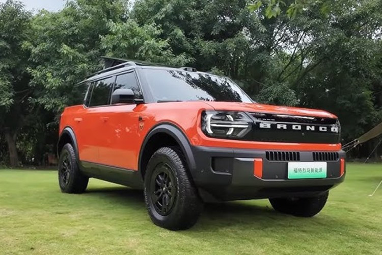 Hiện vẫn chưa rõ Ford có mang cả hai tùy chọn hệ truyền động này tới các thị trường ngoài Trung Quốc hay không. Dù không phải Ford Bronco “thuần Mỹ” mà nhiều người mong đợi nhưng Bronco Basecamp vẫn có thể là lựa chọn thay thế đáng giá. Tại thị trường Trung Quốc, Ford Bronco Basecamp được bán với giá từ 229.800-282.800 Nhân dân tệ (khoảng 804-990 triệu đồng).