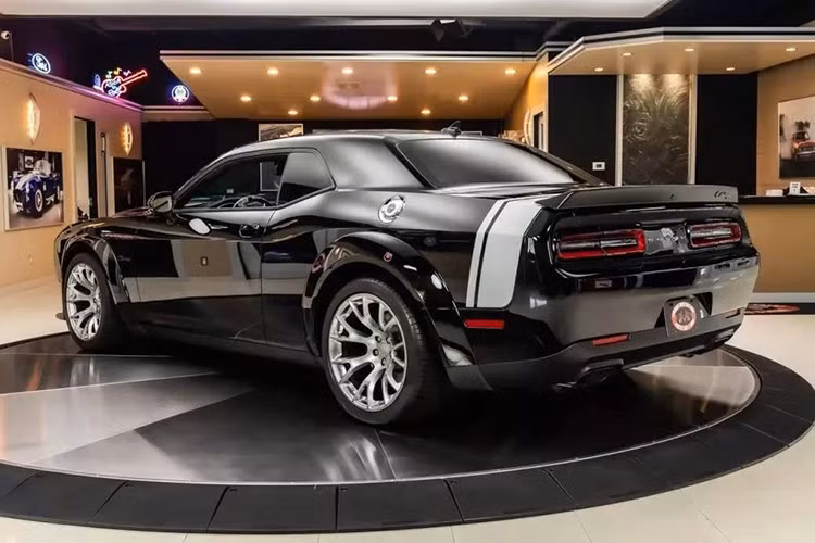 Ông đã nghỉ hưu khỏi Sở Cảnh sát Detroit vào năm 2007 sau 37 năm phục vụ. Chiếc Challenger của ông được đăng ký và bảo hiểm lần cuối để sử dụng trên đường phố vào ngày 19 tháng 3 năm 1976.