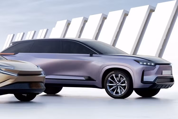 Hiện chưa rõ mẫu Highlander EV sẽ sử dụng nền tảng EV hoàn toàn mới hay tiếp tục dựa trên kiến trúc TNGA-K như các bản hybrid trước đây.