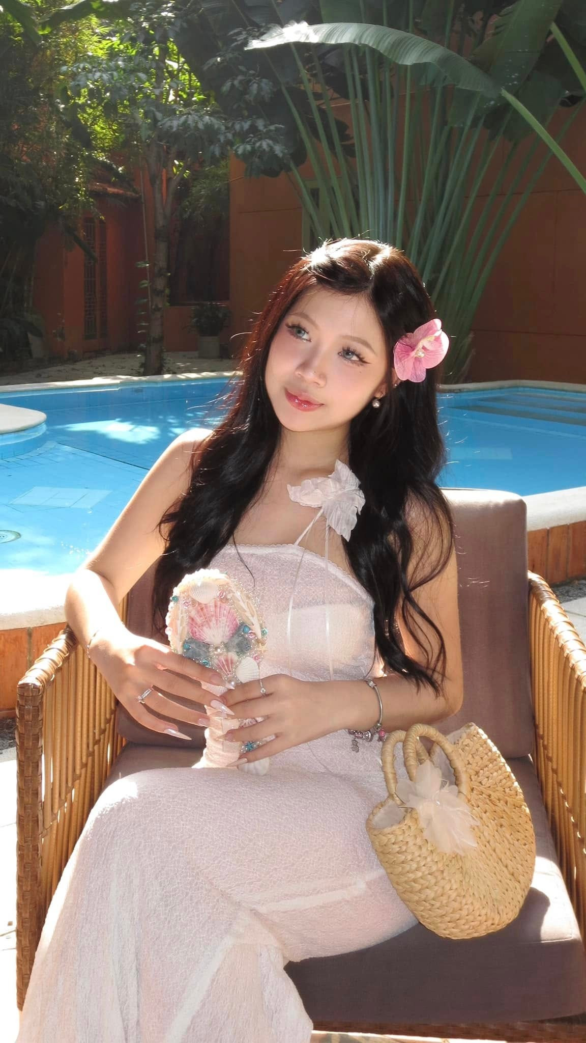 Khi mà MXH ngày càng cạnh tranh, mỗi giây trôi qua là hàng trăm video mới được đăng tải, thì việc giữ được cá tính và liên tục tạo ra những video viral là điều không phải ai cũng làm được.