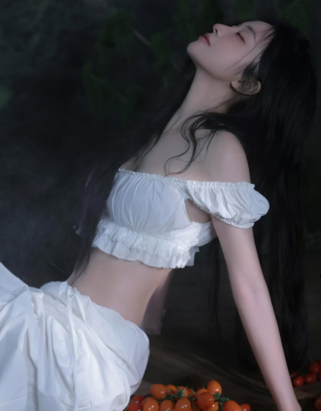 Với sự trở lại đầy bất ngờ này, Jun Vũ một lần nữa khẳng định vị thế "nàng thơ vạn người mê" và cho thấy sự đa dạng trong phong cách của mình.